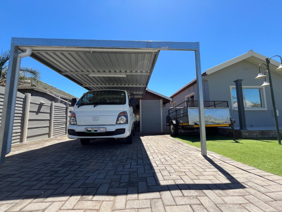 3 Bedroom Property for Sale in Bothasrus Eastern Cape